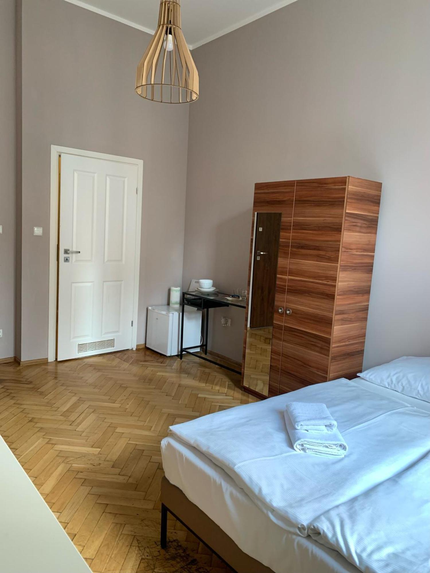 Апартаменти Apartament Gold Jasmine Краків Екстер'єр фото